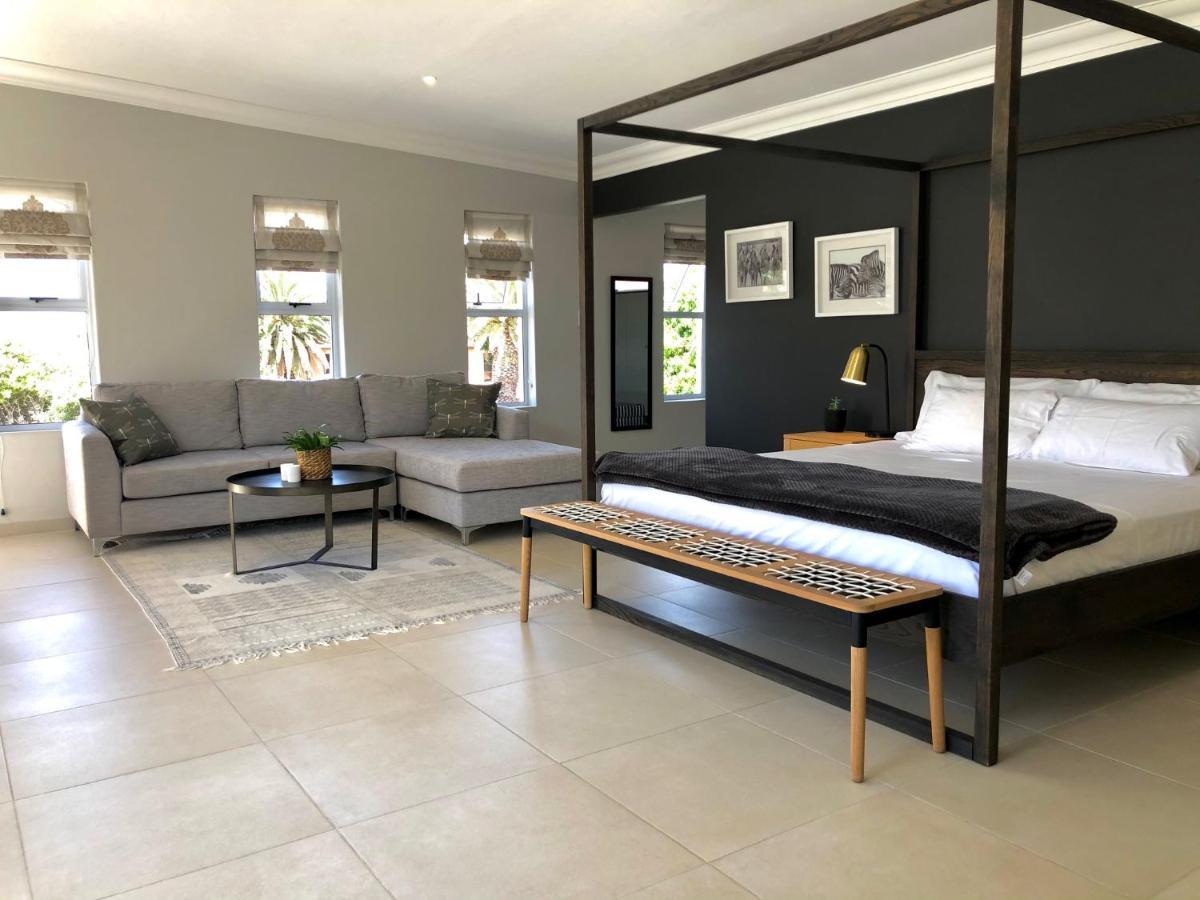 Villa Watsonia Bloubergstrand Bagian luar foto
