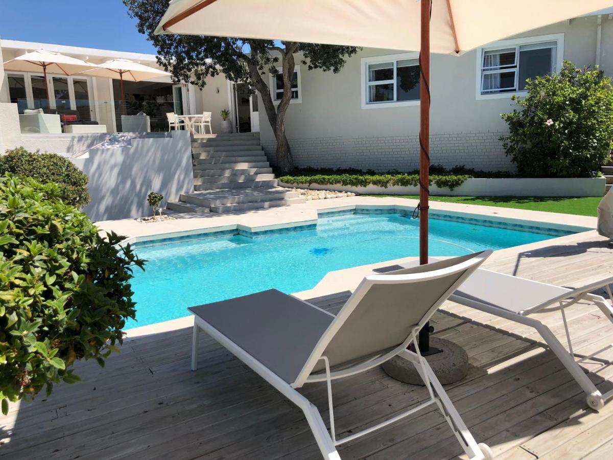 Villa Watsonia Bloubergstrand Bagian luar foto